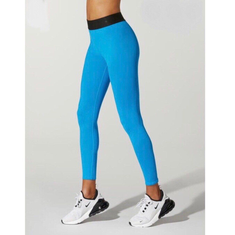 Barry’s Bootcamp Fit Sprinter 7/8 Tight Leggings in size large